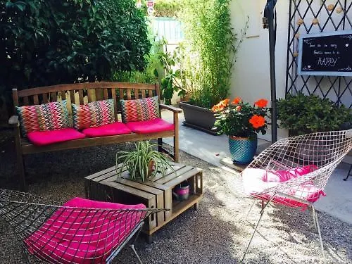 Hotel Le Petit Castel Antibes