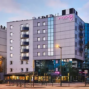 Moxy Hotell Annecy